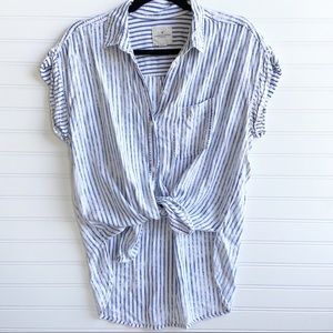 American Eagle Stripe Twist Button Up Short Sleeve